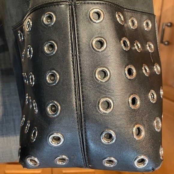 Tory Burch T-Grommet Leather Bucket Bag w Drawstring - Picture 15 of 16